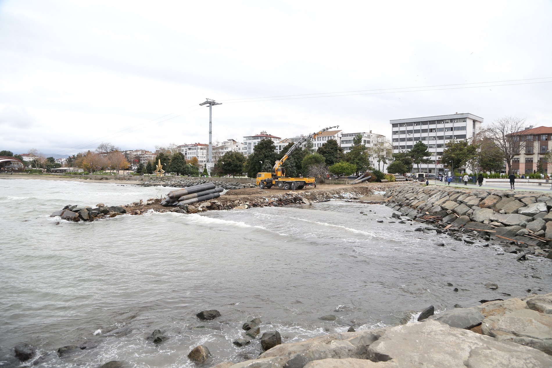 TARİHİ İSKELEDE ÇALIŞMALAR DEVAM EDİYOR